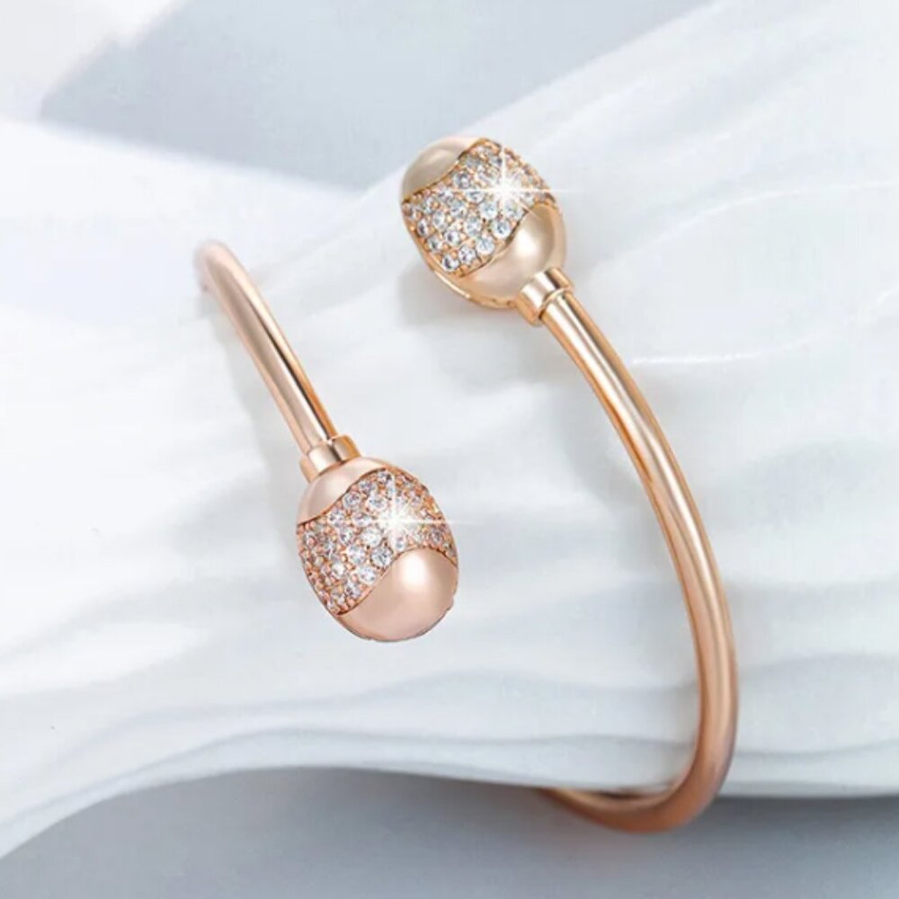 Oval Alloy Plating Inlay Artificial Gemstones 18k Gold Plated Bangle